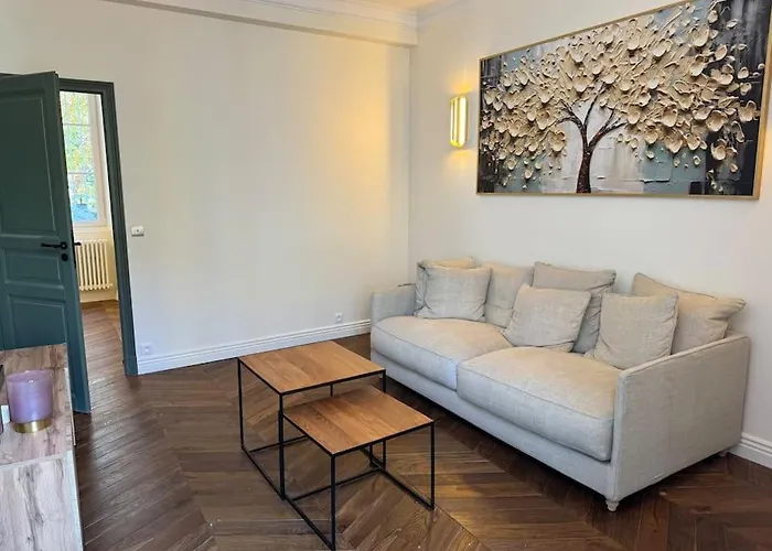 Hyper Centre St Germain En Laye Appt De Standing Appartement *